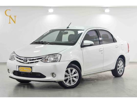 TOYOTA ETIOS 1.5 XLS SEDAN 16V FLEX 4P AUTOMÁTICO